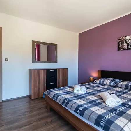Appartement Lungo_mare *